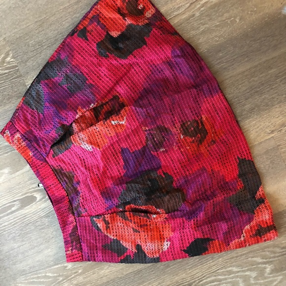 Trina Turk Pleated mini skirt - Picture 2 of 8